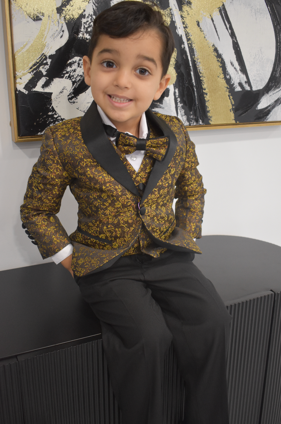 JODANO Boys 5 Piece Suit in Gold and Black #2121230